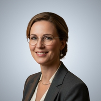 Dr. Nathalie van der Hoeven